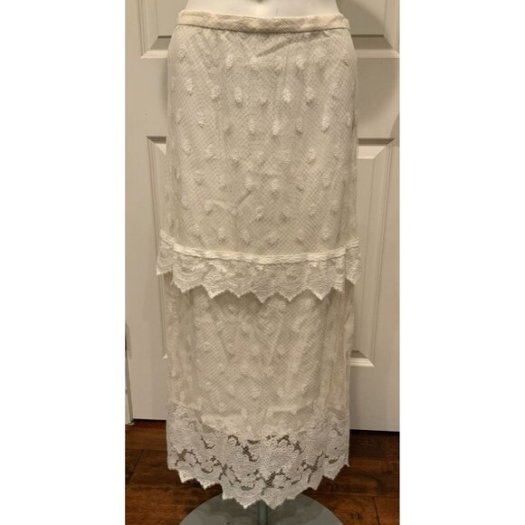 Burberry Off White Long Tiered Lace Straight Skirt, Size 6 (US) 40 (IT) NWT! - Picture 1 of 9